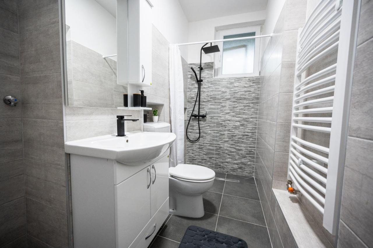 Modern Studio Apartment In The Old Town SJJ Exterior foto